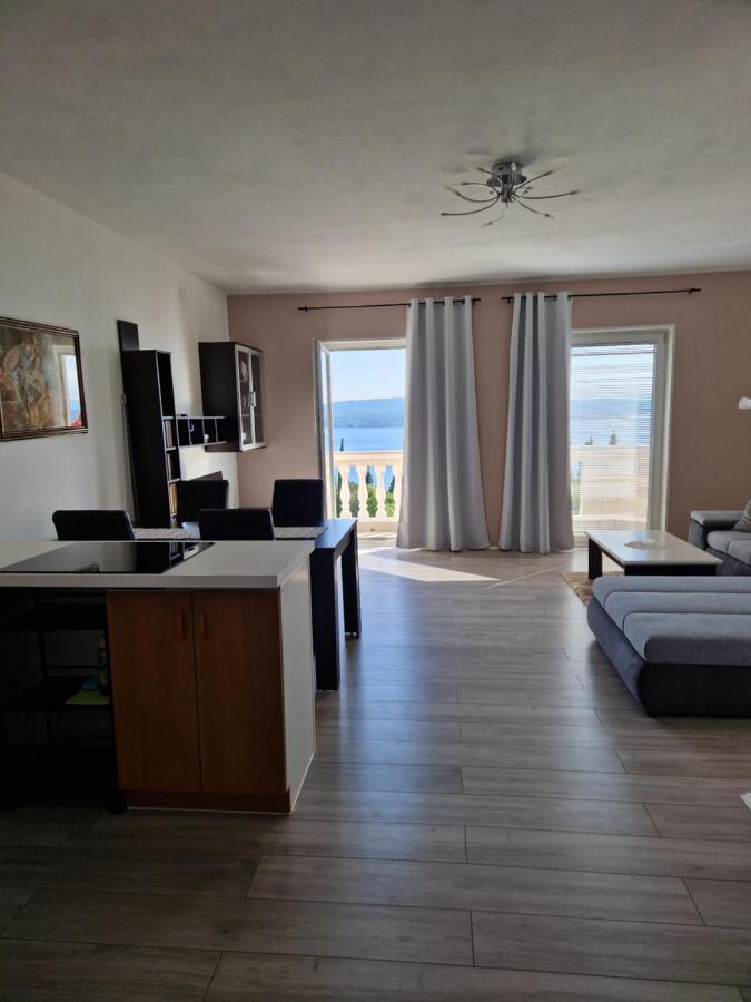 Apartments Velic Crikvenica Exterior photo