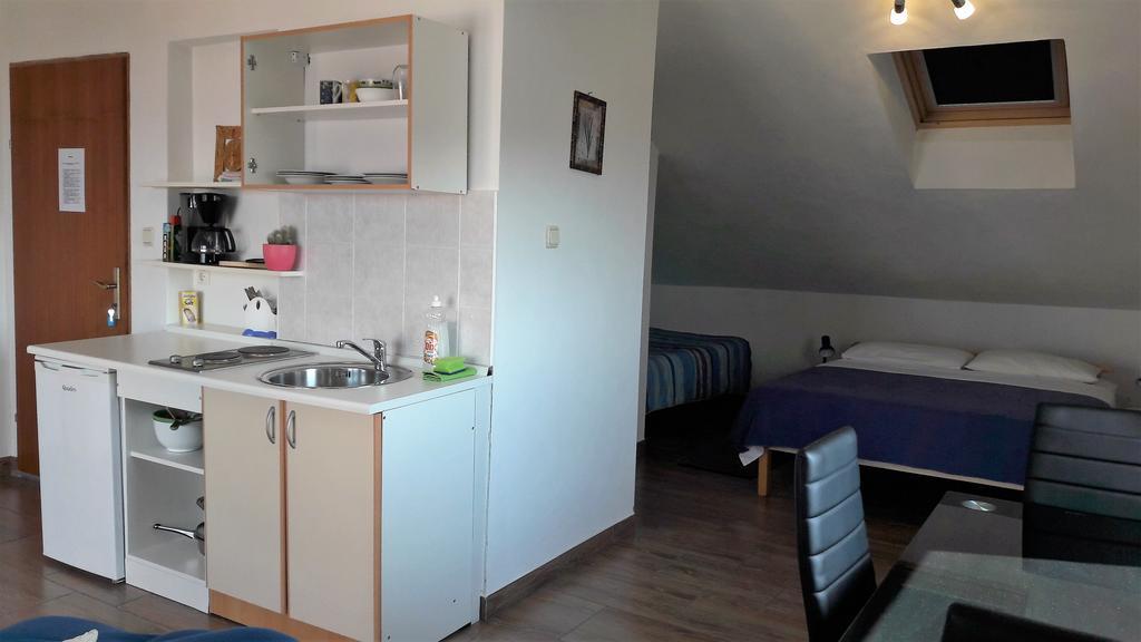 Apartments Velic Crikvenica Exterior photo